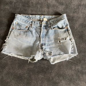 Levi’s 501 cut off shorts size 31